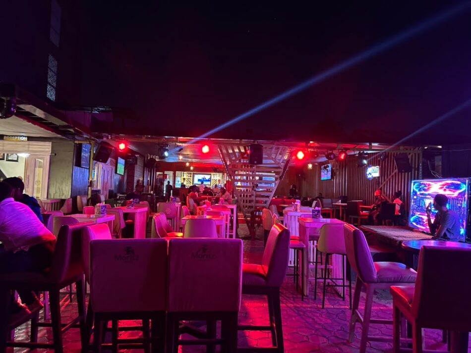 Unwind in Style: Why Ritro Bar & Lounge is the Heartbeat of Hospitality